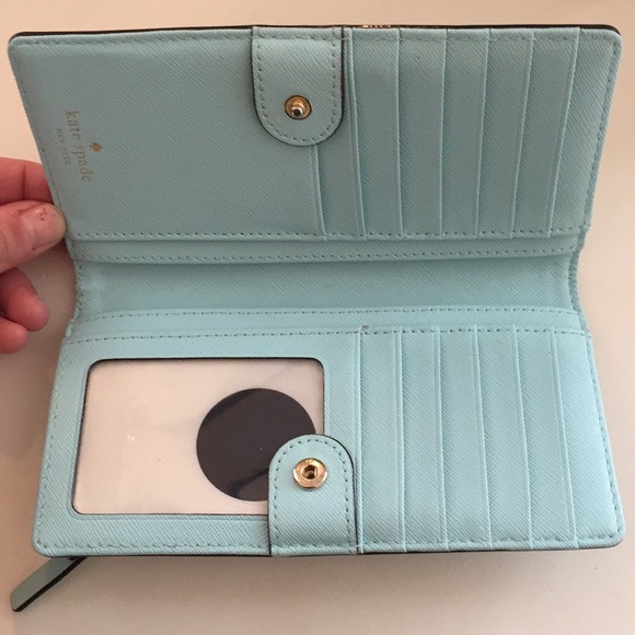 JUST REDUCED ‼️KATE SPADE MINT light blue wallet - Picture 5 of 6